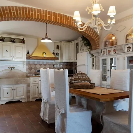 Antica Caresi Bed & Breakfast