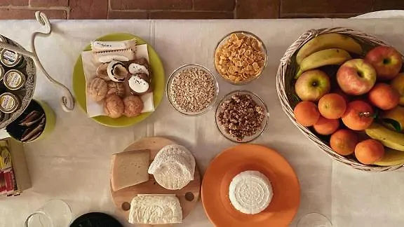 Antica Caresi Bed & Breakfast