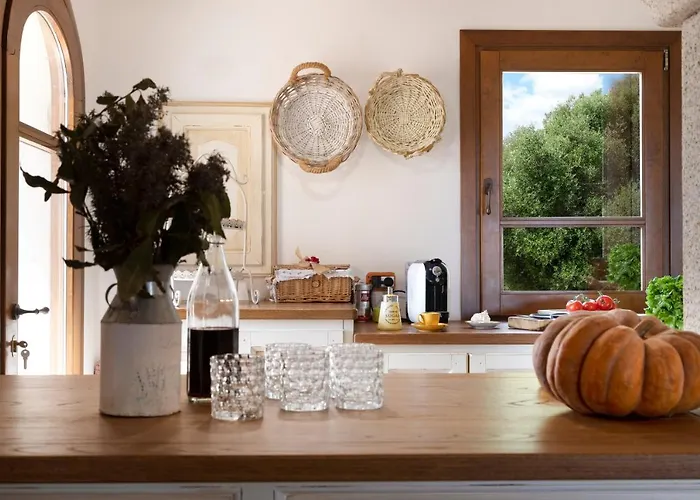 Antica Caresi Bed & Breakfast *