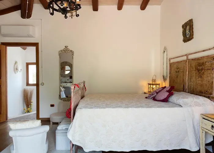 Bed & Breakfast Antica Caresi *